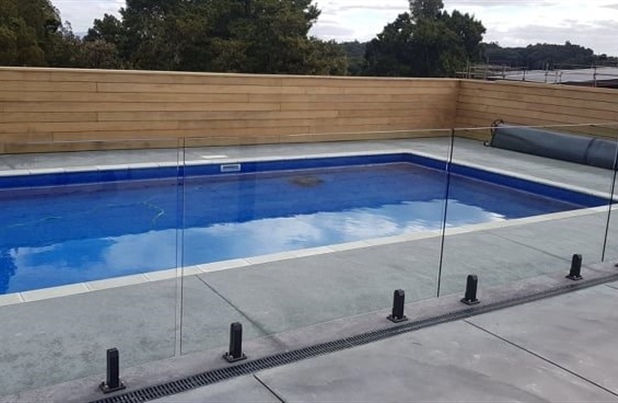 swimming pool with blue liner 